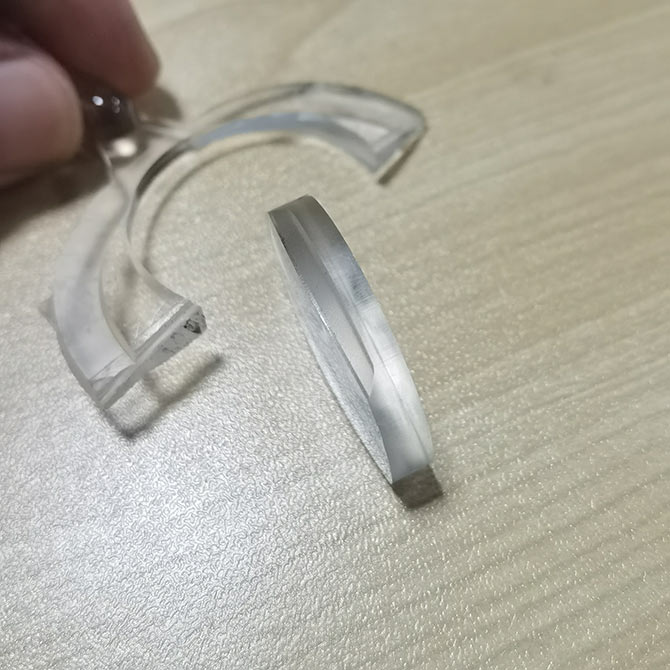 泰州今科C型金剛石線切形機加工實例：樹脂鏡片切割記錄