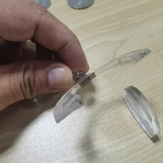 泰州今科C型金剛石線切形機加工實例：樹脂鏡片切割記錄