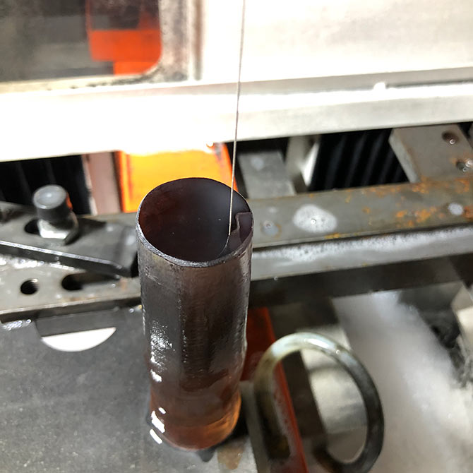 加工實例：厚度141mm藍寶石圓柱切割六邊形